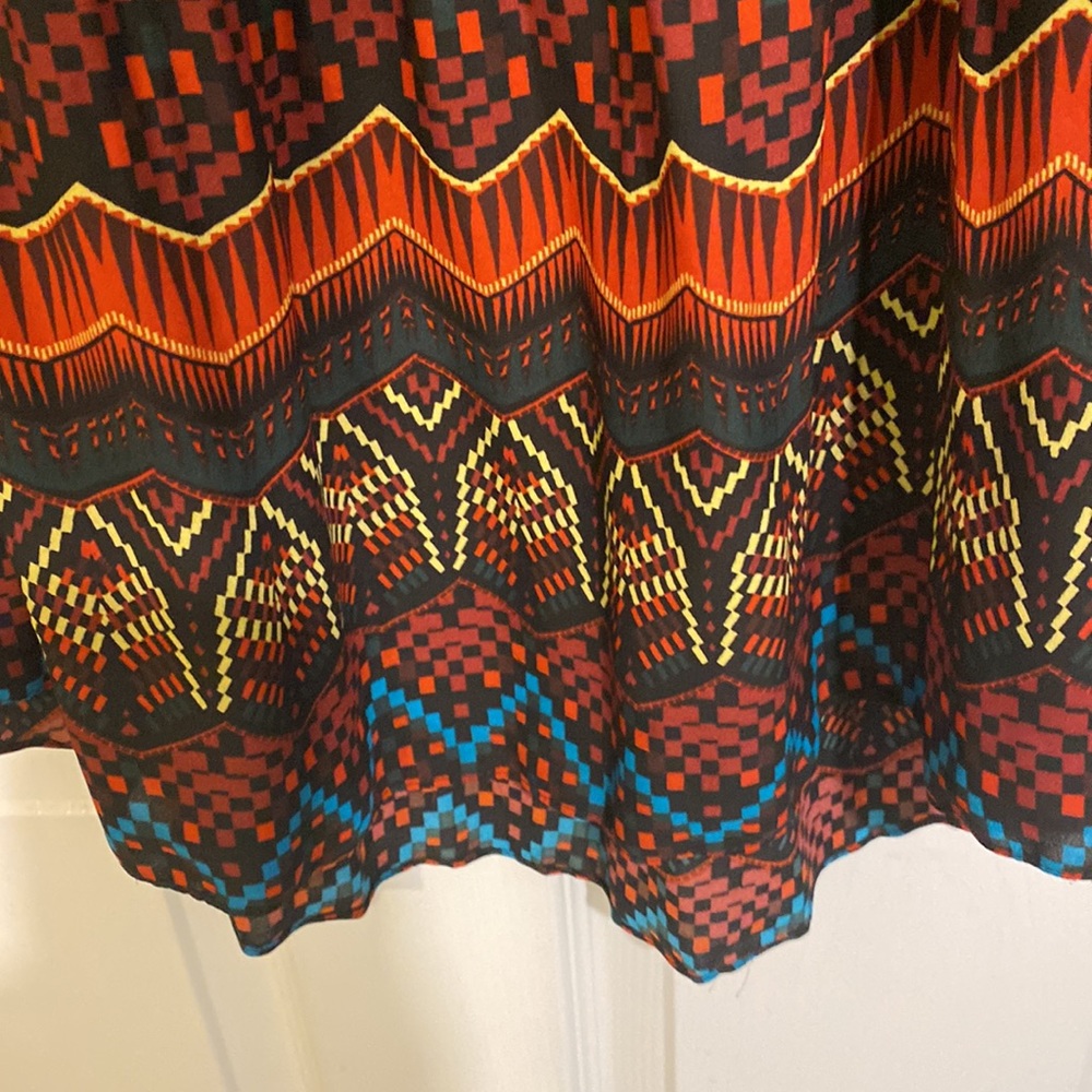Cato Women's Pullover Plunge Crew Neck Pleated Top Geometric Tunic Size 26/28 - Picture 6 of 12